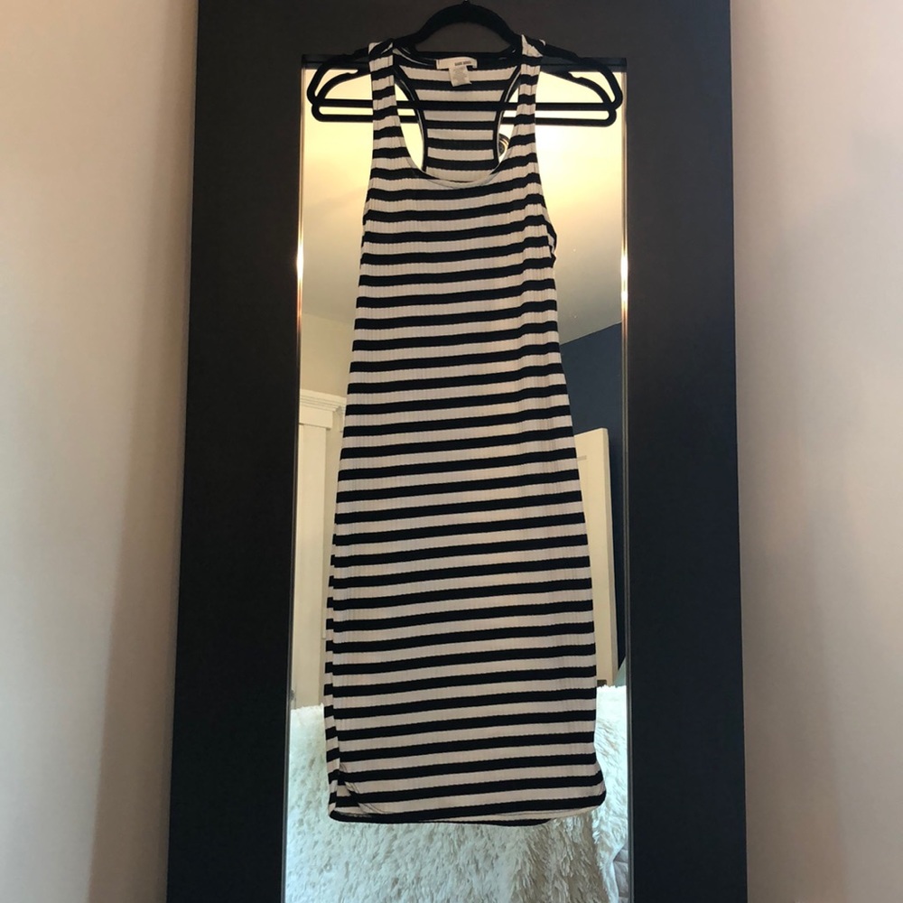 Racer back stretch midi dress